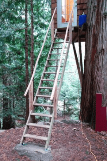 tiny-house treehouse 8